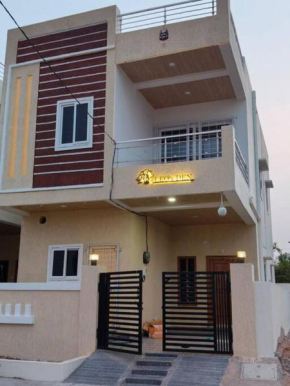 LEO's DEN 9 Guests AC 3BHK 9 mins to RGIA